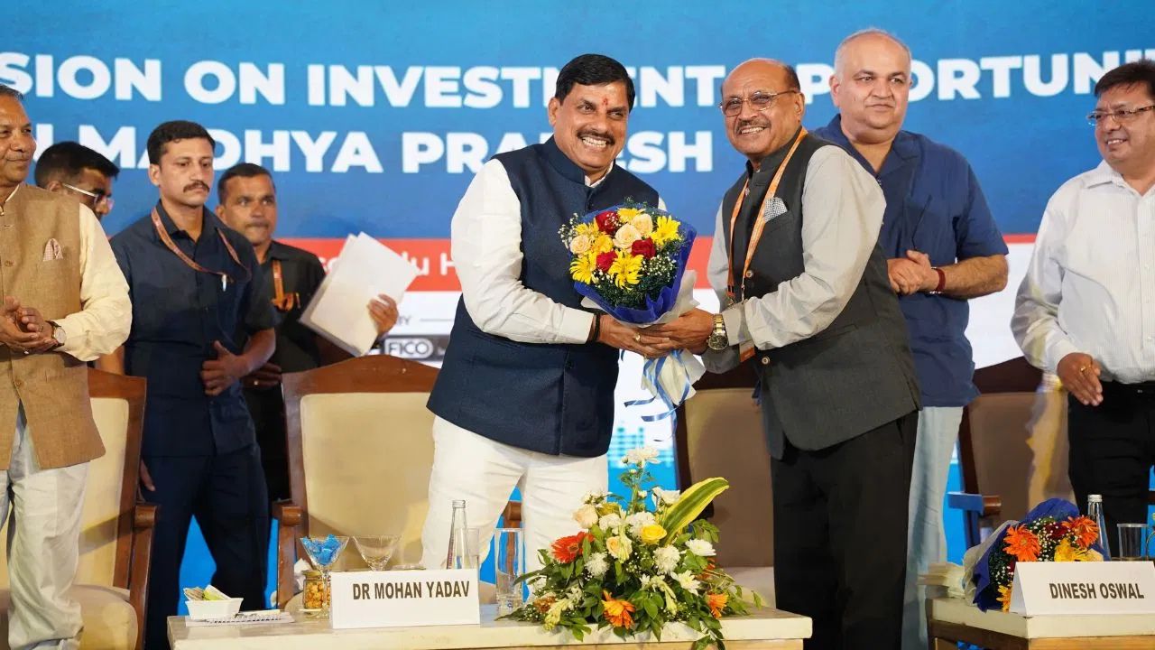 MP News: मध्य प्रदेश बना निवेशकों की पहली पसंद! मुख्यमंत्री मोहन यादव का पंजाब में उद्योगपतियों से संवाद