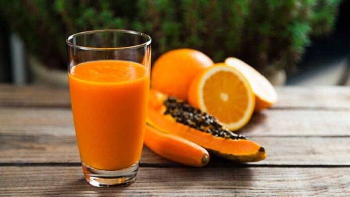 Papaya Juice: स्वाद और सेहत से भरपूर पका पपीते का जूस! जानिए फायदे और बनाने का आसान तरीका
