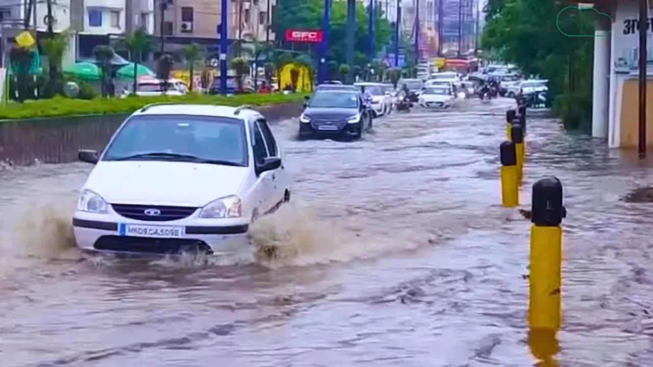 MP Weather News: दो दिन की बारिश ने बदला हालात! पुल-पुलियाएं डूबीं, सड़कों पर बहा सैलाब