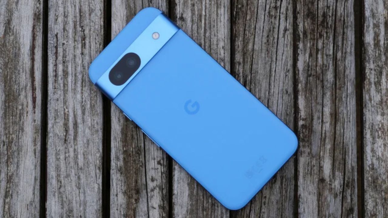 Google Pixel 8a: Pixel 8a का इतना बड़ा डिस्काउंट कभी नहीं देखा! ऑफर सुनकर लोग रह गए हैरान