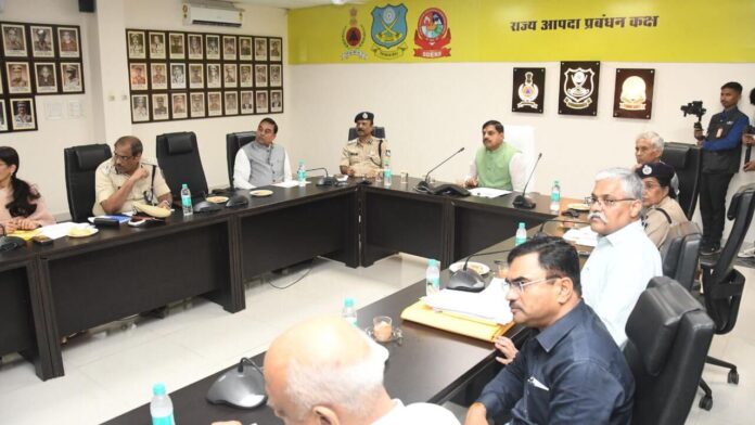 MP News: भारी बारिश से मध्यप्रदेश में बाढ़ जैसे हालात! मुख्यमंत्री ने किया राहत कार्यों का जायज़ा