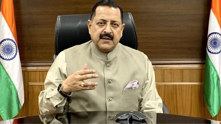 Jitendra Singh: सरकार ने खोला छुट्टियों का पिटारा, अब माता-पिता की सेवा में नहीं आएगा रोड़ा!