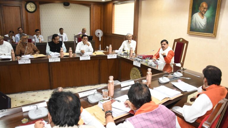 MP News: डाटा सेंटर से बदलेगा मध्यप्रदेश का तकनीकी नक्शा, जानिए क्या है सरकार की योजना