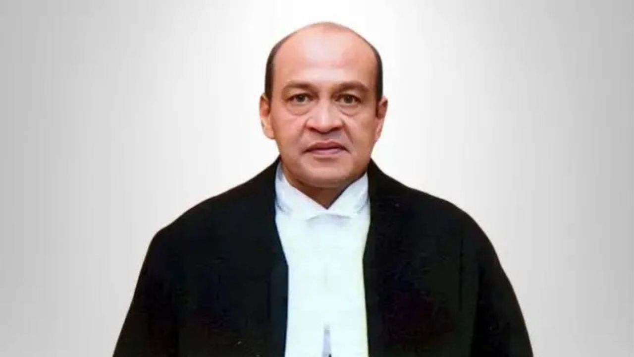 जज बंगले में जली हुई नकदी का मामला बना मुसीबत! Supreme Court से नहीं मिली राहत, सुप्रीम कोर्ट में जस्टिस वर्मा की हार