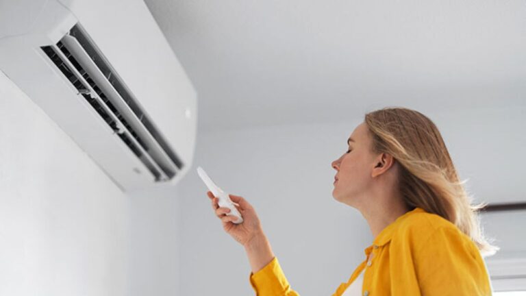 Air Conditioner को बंद करने की गलती, जो बढ़ा सकती है हजारों का खर्च! जानिए कैसे आपकी एक भूल से खराब हो सकता है AC