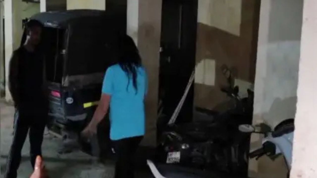 MP News: वायरल वीडियो में महासचिव साहब के प्यार का पर्दाफास! गर्लफ्रेंड संग रंगे हाथों पकड़े गए पप्पू कनौजिया