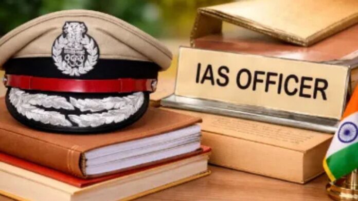 MP News: भोपाल में आधी रात 11 IAS और 4 राज्य अधिकारियों का बड़ा तबादला, जानिए कौन कहाँ