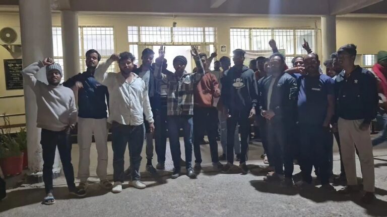 MP News: जबलपुर में शिव मंदिर अपमान कांड से हड़कंप, आरोपी गिरफ्तार, भारी पुलिस बल तैनात