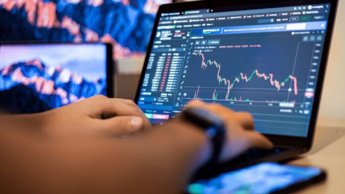 MP News: जबलपुर साइबर पुलिस ने शेयर ट्रेडिंग का बड़ा ऑनलाइन फ्रॉड गिरोह किया धर दबोचा