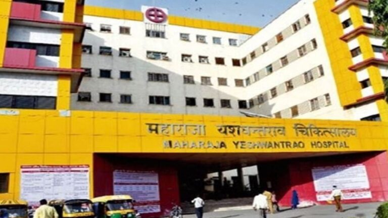 MP News: इंदौर के MYH अस्पताल में बिल्लियों ने दवा कक्ष और HIV यूनिट में मचाई हलचल