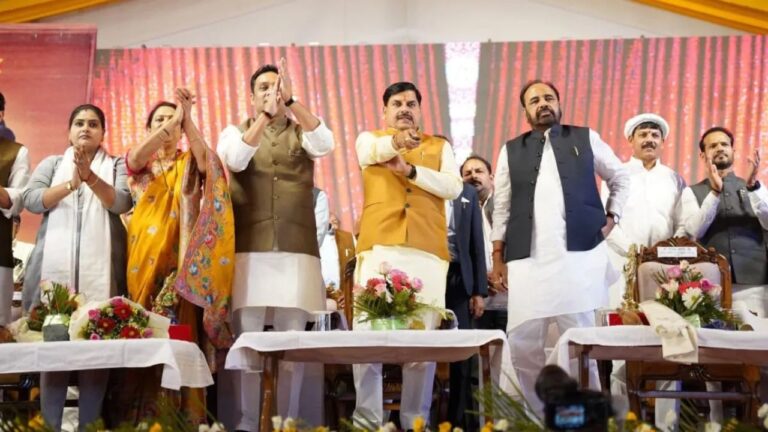 MP News: गढ़ाकोटा रहस मेले में मुख्यमंत्री ने दिए 196 करोड़ रुपये, बुंदेलखंड में हर्ष का माहौल