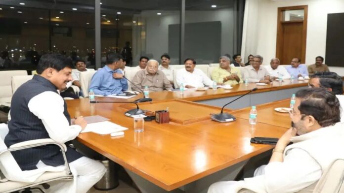 MP News: बस ऑपरेटरों संग बैठक के बाद बड़ा फैसला, नोटिस हुआ स्थगित