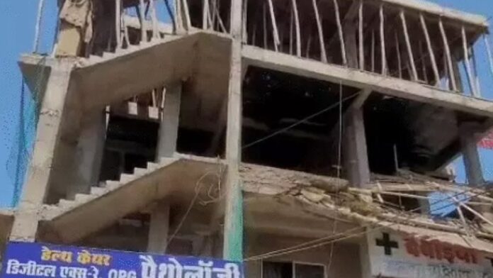 MP News: भोपाल एम्स के सामने निर्माणाधीन इमारत का छज्जा गिरा चार लोग घायल गंभीर जांच शुरू