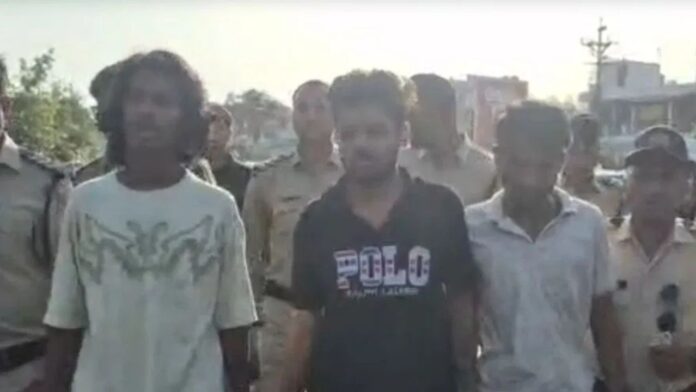 MP News: जबलपुर में प्रेम प्रसंग बना खूनी संघर्ष. चाकूबाजी में नाबालिग की मौत से सनसनी