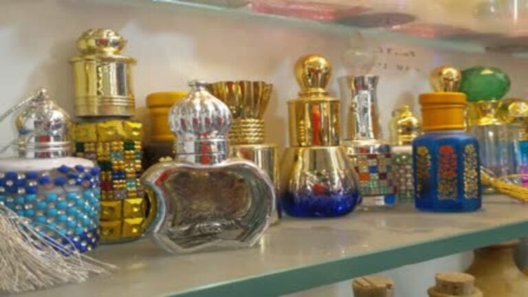 MP News: इंटरनेशनल तनाव ने ठप कर दिया भोपाल का इत्र उद्योग, परिवारों की जीविका संकट में