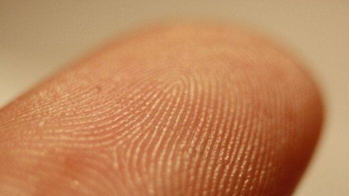 MP News: खंडवा में बुजुर्ग बहनों की बेबसी, तकनीक के कारण पेंशन और राशन रुक गया