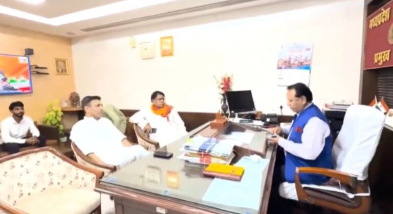 MP विधानसभा में आधी रात का सियासी ड्रामा: सचिवालय खुलने पर भड़के जीतू पटवारी, बीजेपी पर लगाए गंभीर आरोप