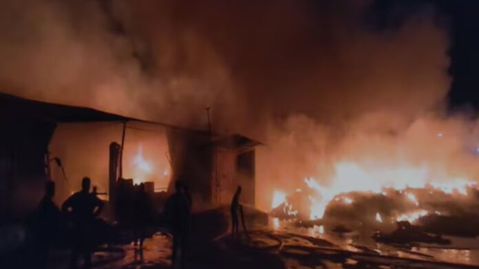 MP News: रातभर जलता रहा कचरा स्टेशन, 50 दमकलों की मदद से बुझी आग