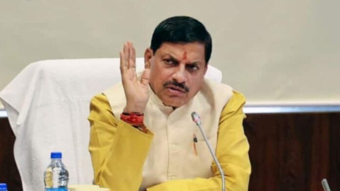 बरगी क्रूज हादसे पर CM Mohan Yadav ने कई अधिकारियों पर गिरी गाज