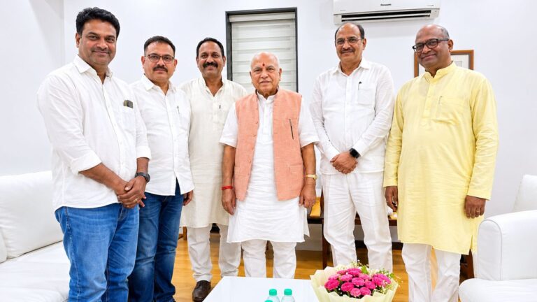 MP News: राज्यसभा चुनाव से पहले कांग्रेस विधायकों की मुलाकात से मचा सियासी भूचाल