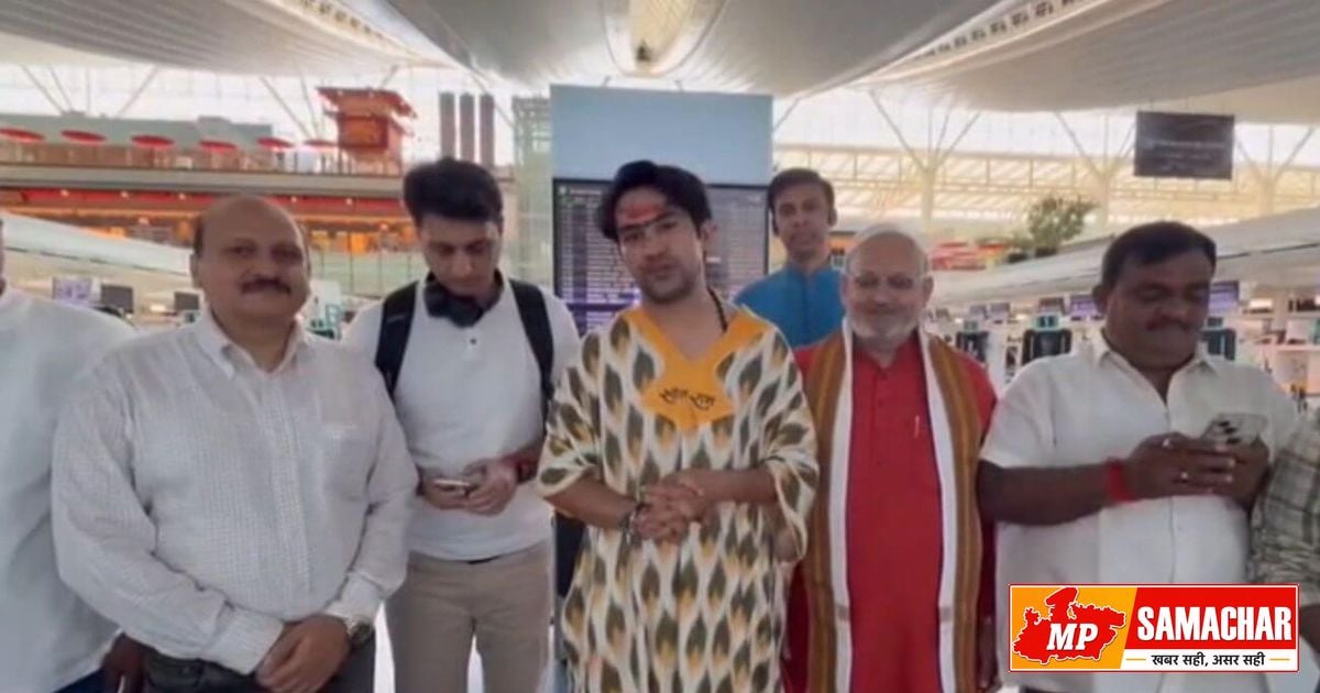 जापान में गूंजी भारत की जयकार: धीरेंद्र शास्त्री ने साझा किए विदेशी दौरे के अनुभव