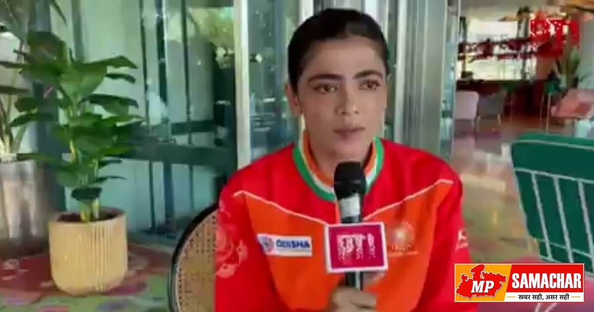 सविता पूनिया का संघर्ष: बस कंडक्टर के अपमान से हॉकी के शिखर तक का सफर