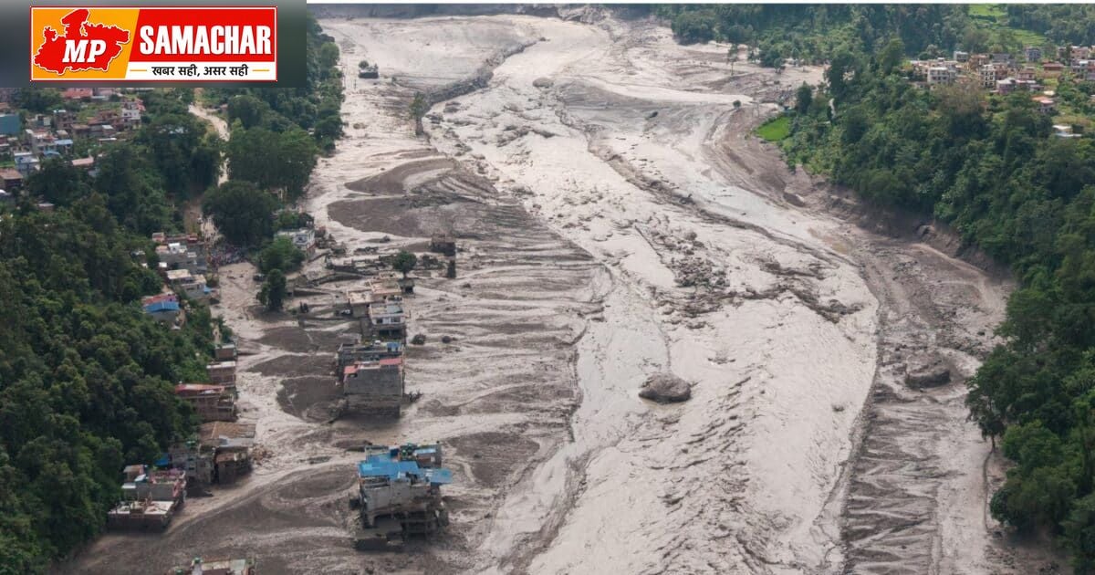 नेपाल यात्रा के दौरान मौत को मात देकर लौटे दंपति, एक छोटे से फैसले ने बचाई जान