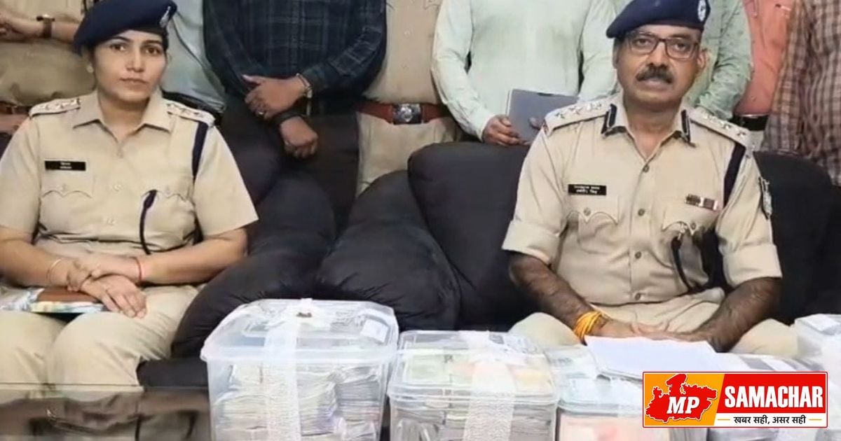 ग्वालियर: 18 लाख की चोरी का पर्दाफाश, एक नाबालिग सहित पांच गिरफ्तार, 15 लाख बरामद