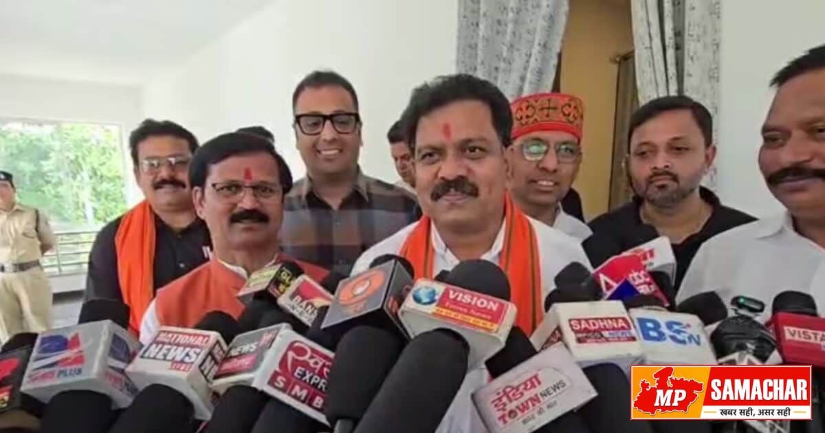 राजनांदगांव में विजय शर्मा का तंज: झीरम घाटी और पुलिस व्यवस्था पर दी बड़ी प्रतिक्रिया
