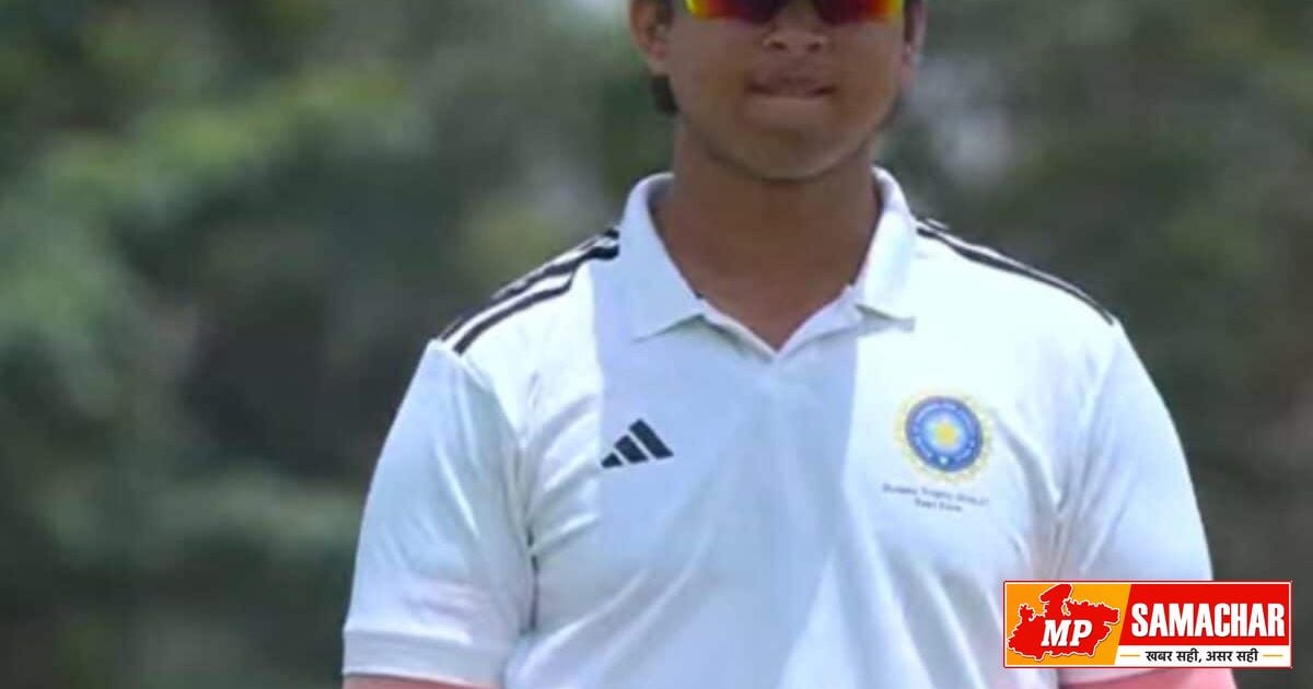 दलीप ट्रॉफी: 15 वर्षीय वैभव सूर्यवंशी ने कैसे प्रभावित किया दिग्गजों को?